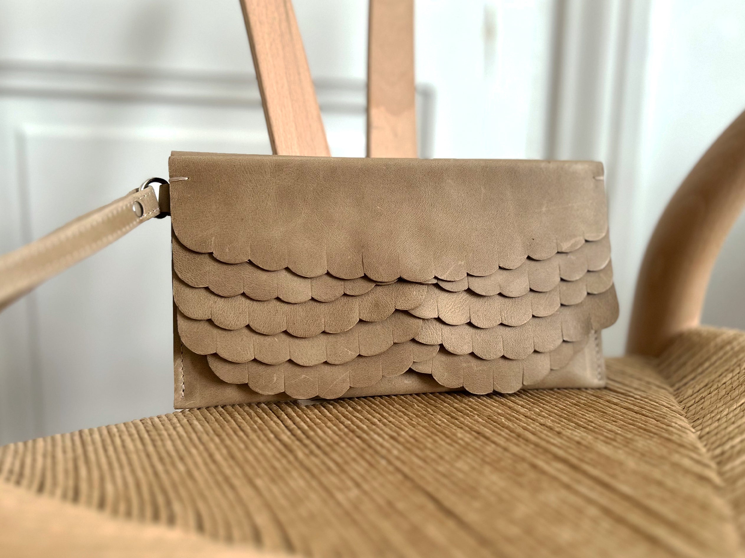 Ex-Display While Clutch Linen