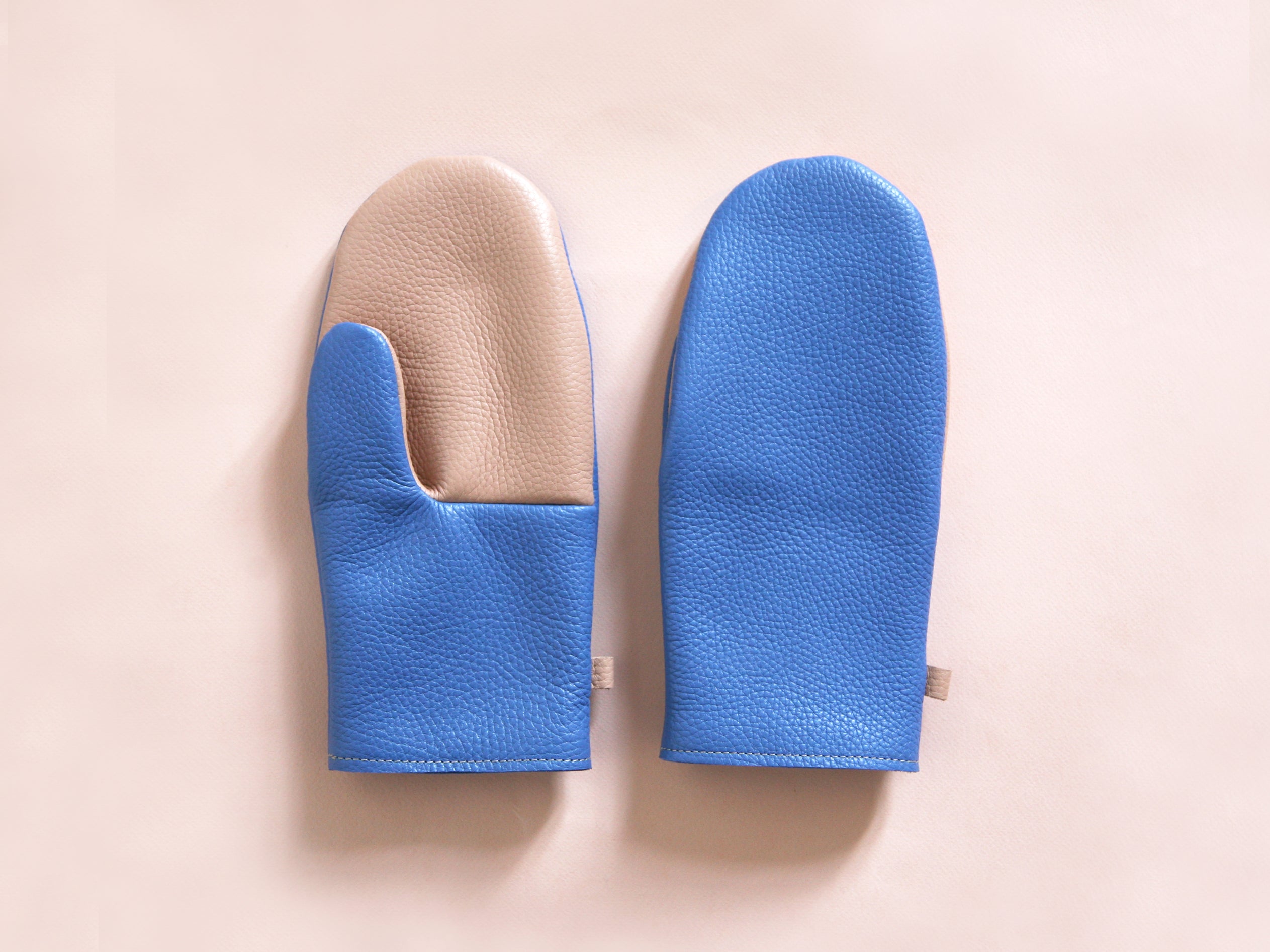 Leather mittens Blue & Nude